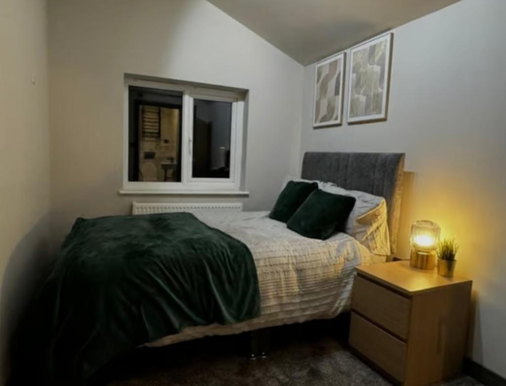 Soham Road, Enfield, en3 6hd