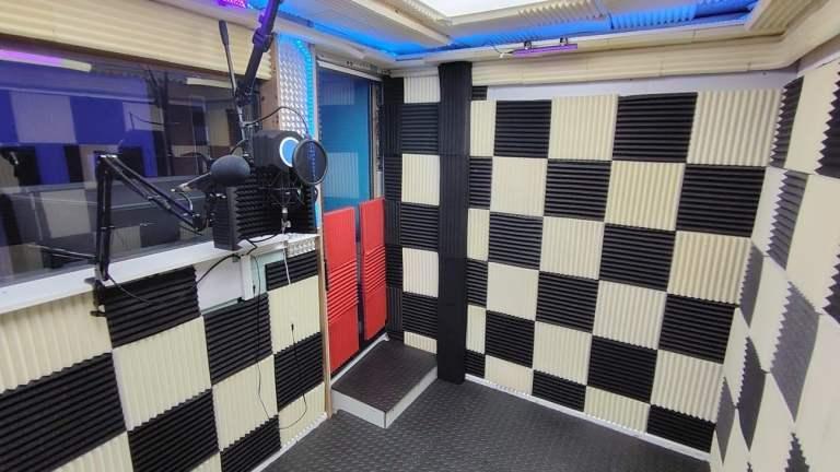 worton Hall, Hounslow, London, TW7 6ER