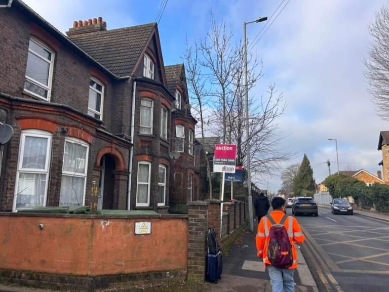 Biscot Road, Luton, Bedfordshire, LU3 1AH