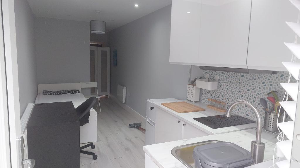 Andrews Close, Harrow, London, HA1 3GE